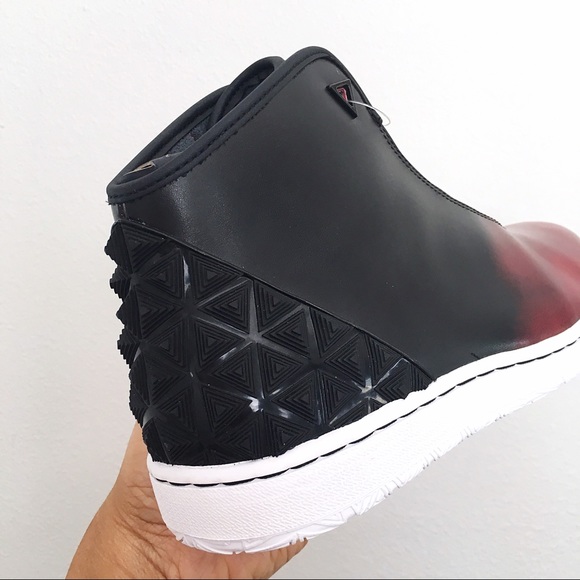 Nike Jordan Instigator Black University Red White - Picture 6 of 7